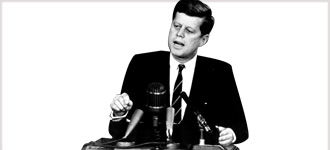 Art of Public Speaking: Lessons from the Greatest Speeches in History - DVD, digital video course course image