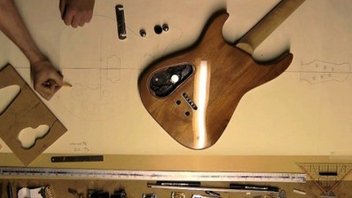 How to Design Your Own Guitar course image