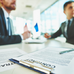 Introduction to Contracts in Law course image