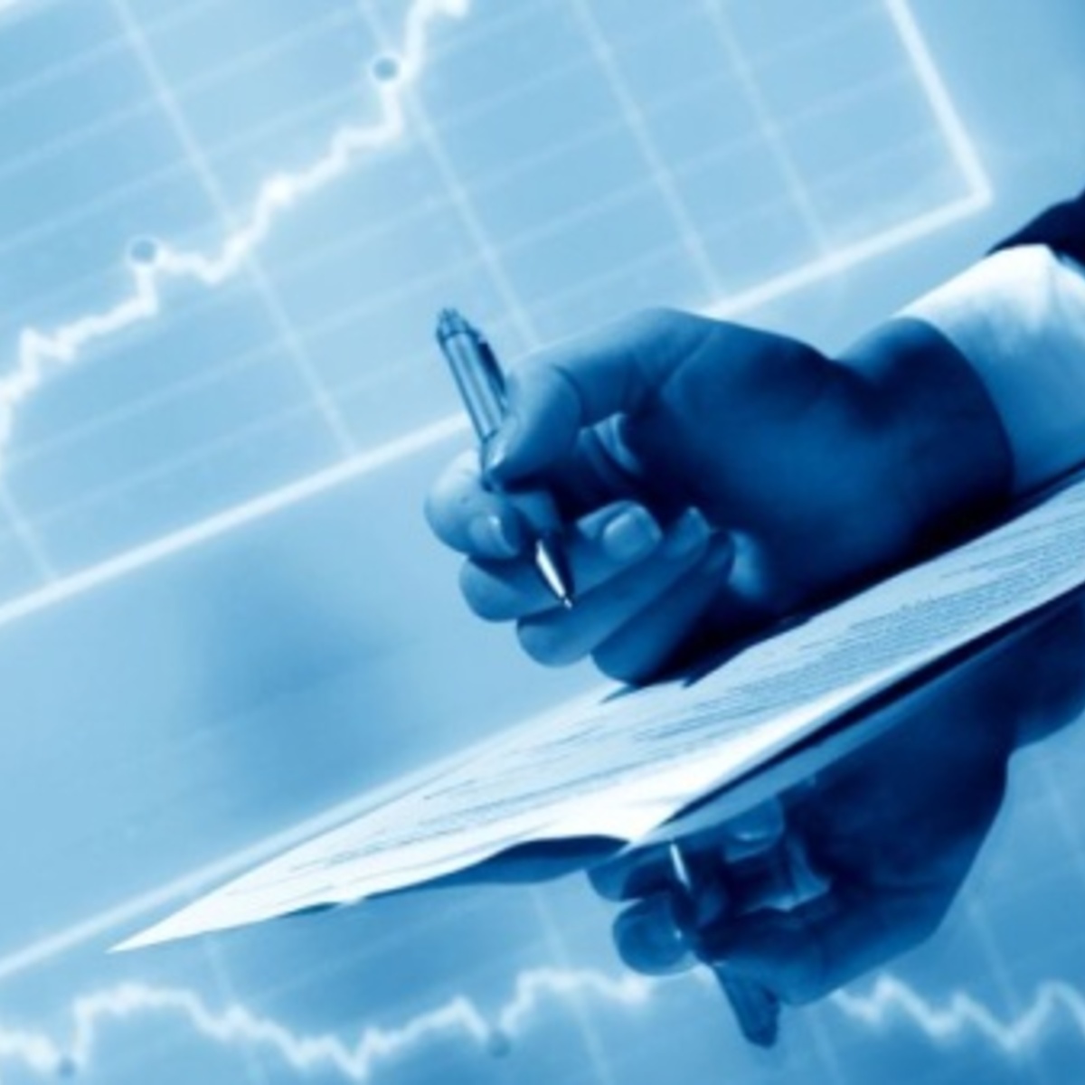 Design your own trading strategy – Culminating Project course image