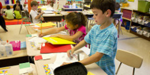 Using Communication-Focused Activities in Designated English as a New Language Lessons (New York) course image