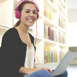 Using Lyrics Training for Language Learning course image