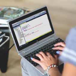 Transact-SQL - Programming Techniques and Error Handling course image