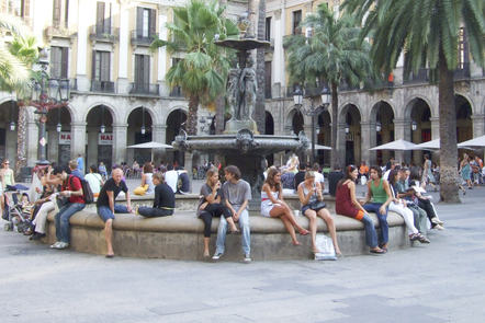 Spanish for Beginners 2: People and Places course image