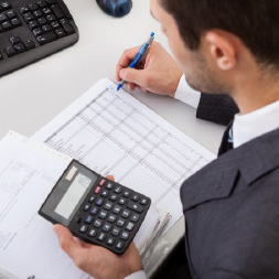 Diploma in Accounting - Advanced Controls and Transactions course image