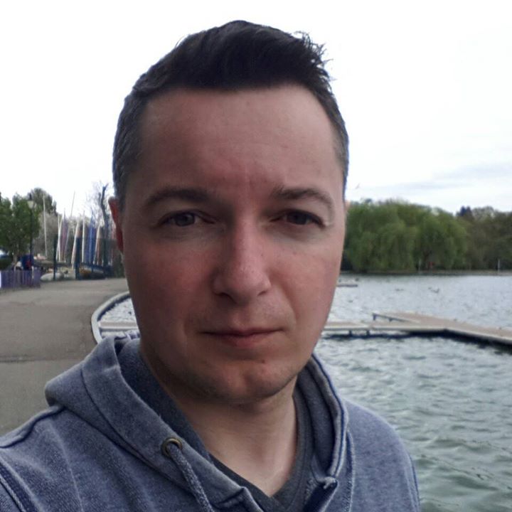 Zoltan Helmeczi profile image